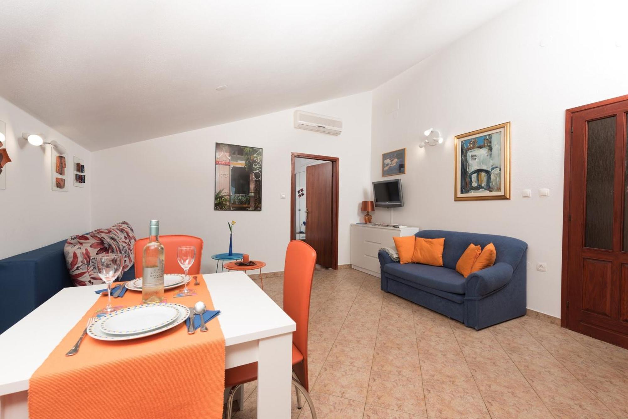 Apartments Villa Zara 로브란 외부 사진