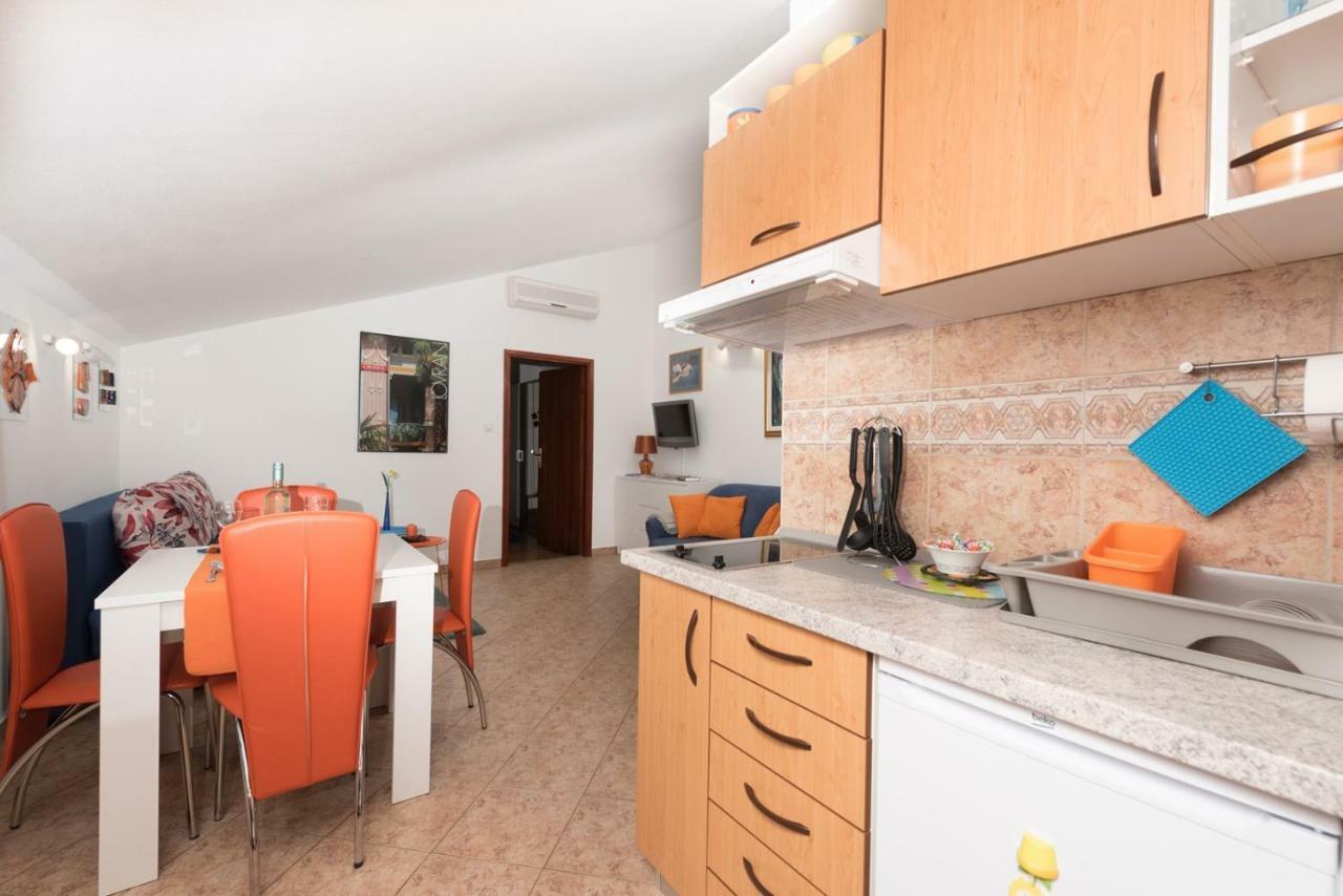 Apartments Villa Zara 로브란 외부 사진