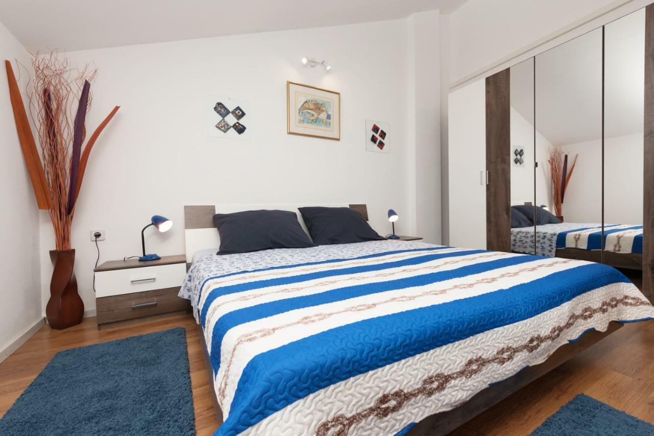 Apartments Villa Zara 로브란 외부 사진