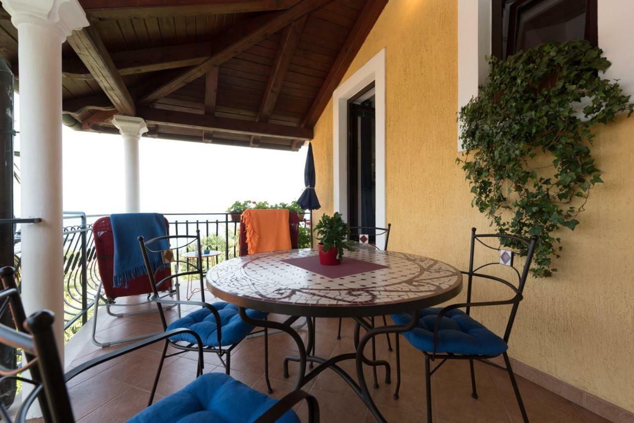 Apartments Villa Zara 로브란 외부 사진